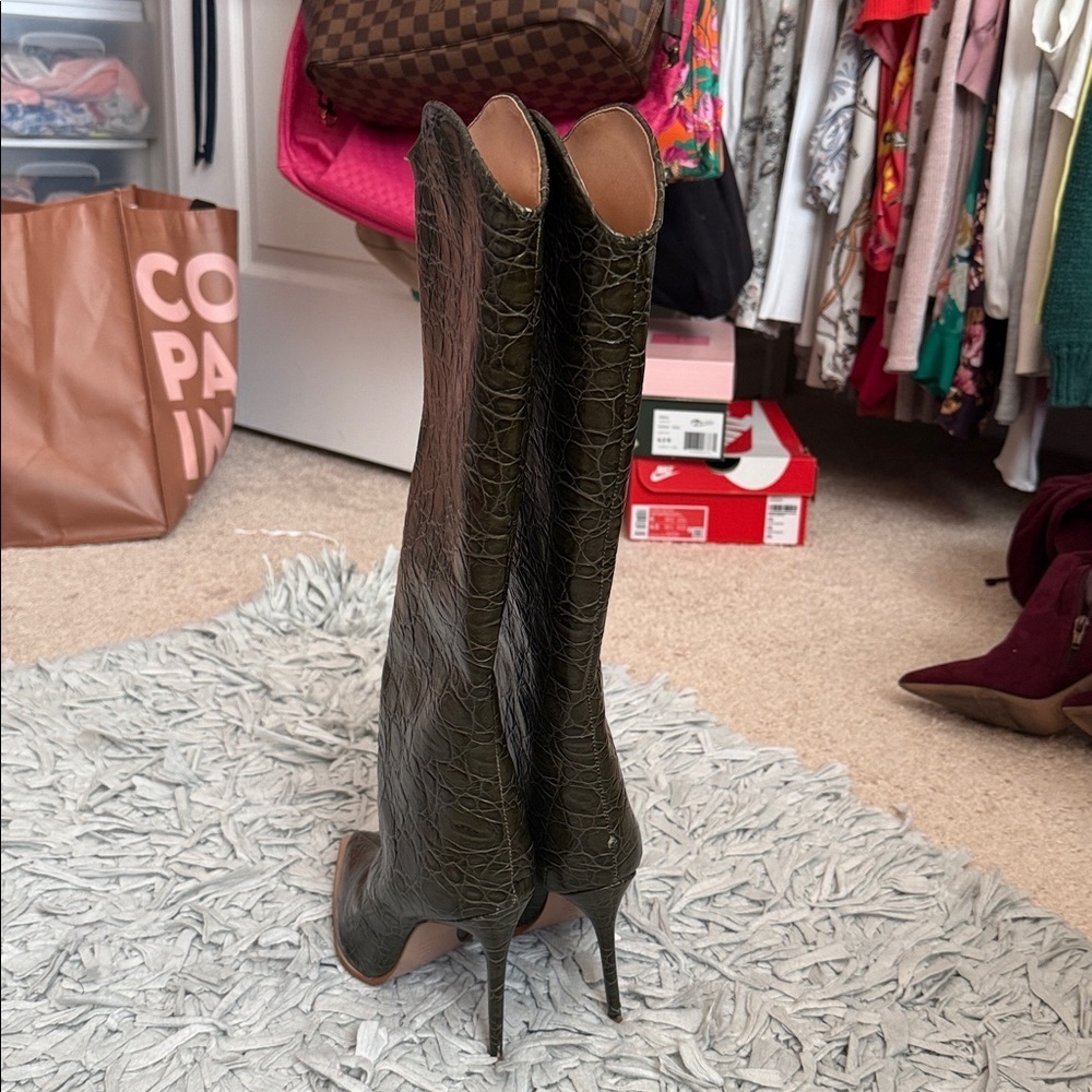 Maryana Welt Wild Leather Boot Military Green Crocodile-Embossed Leather - Picture 4 of 5